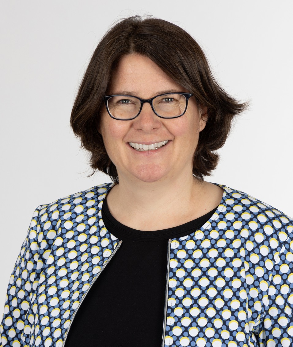 Lea Mani, Kommissionssekretärin