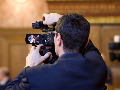 Statthalterin im Fokus